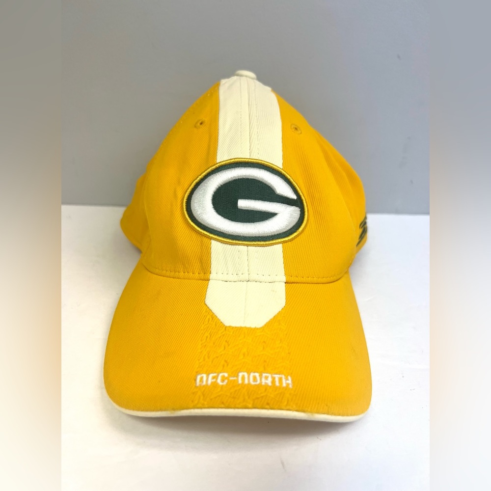 NFL- Green‎ Bay Packers Fitted Hat- Yellow/Green, Reebok, Pre-Owned, Embroidered